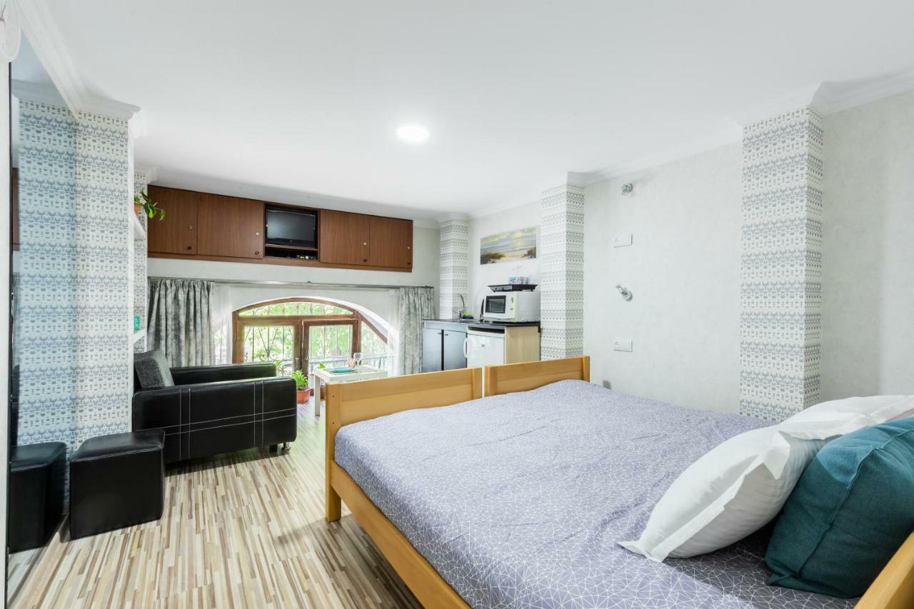 Hb Apartments Akhvelediani II Tbilisi Bagian luar foto