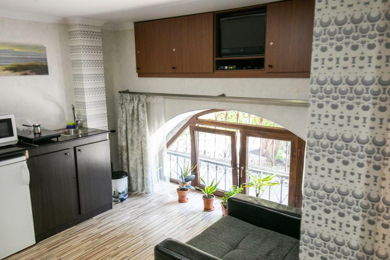 Hb Apartments Akhvelediani II Tbilisi Bagian luar foto